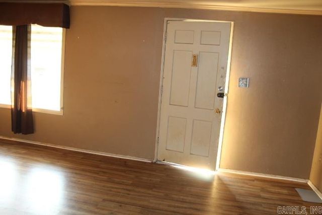 2012 Poplar Street, North Little Rock, AR 72114