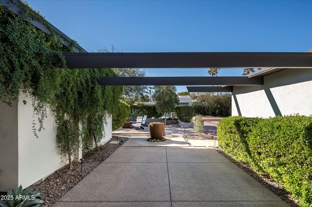 3127 N 60TH Street, Phoenix, AZ 85018