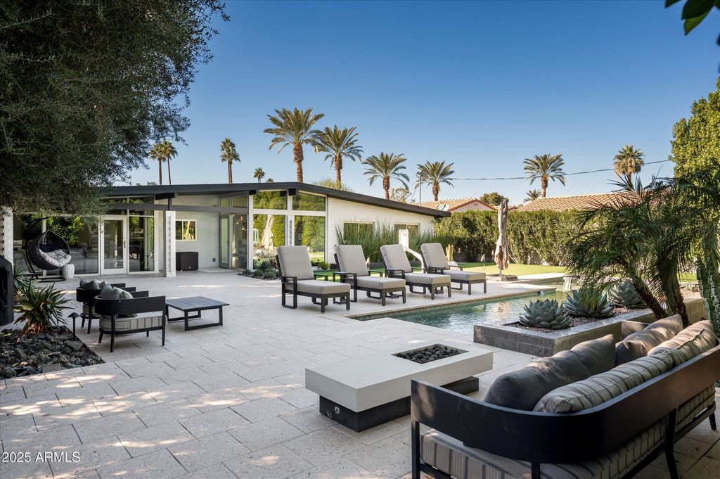 3127 N 60TH Street, Phoenix, AZ 85018