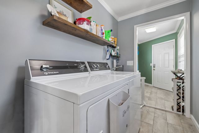 417 William Dr, Pleasant View, TN 37146