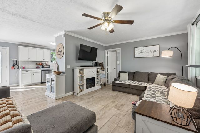 417 William Dr, Pleasant View, TN 37146