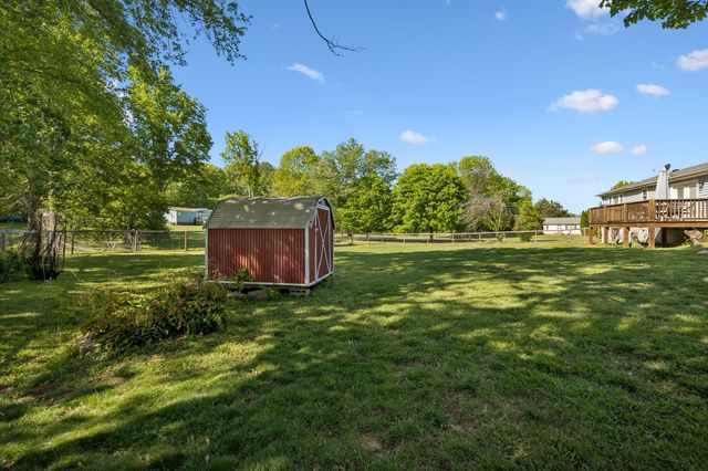 417 William Dr, Pleasant View, TN 37146