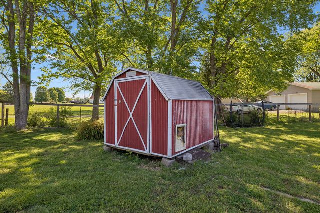417 William Dr, Pleasant View, TN 37146