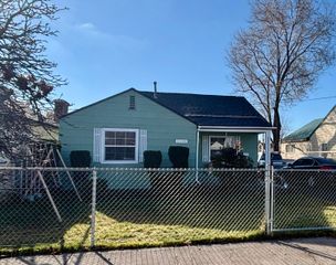 2546 Applegate Avenue, Klamath Falls, OR 97601