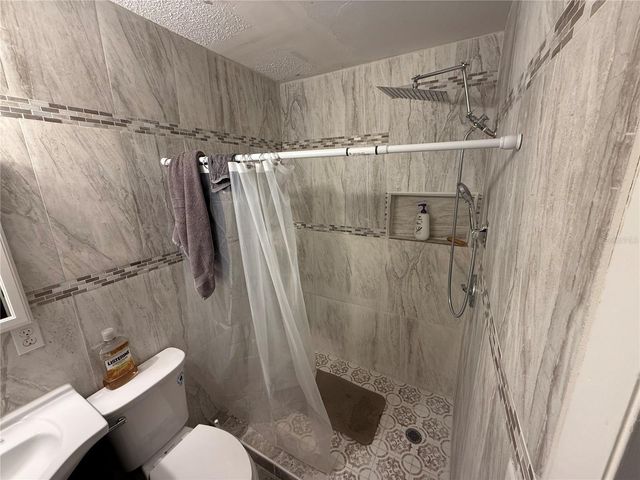 9302 SE MARICAMP ROAD, Ocala, FL 34472