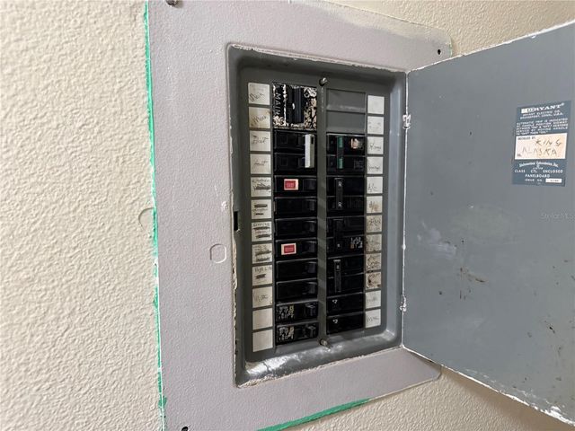 9302 SE MARICAMP ROAD, Ocala, FL 34472