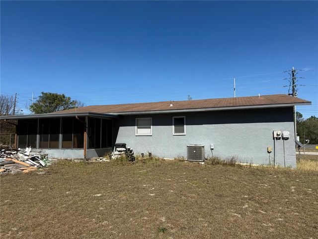 9302 SE MARICAMP ROAD, Ocala, FL 34472