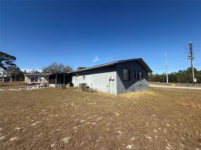 9302 SE MARICAMP ROAD, Ocala, FL 34472