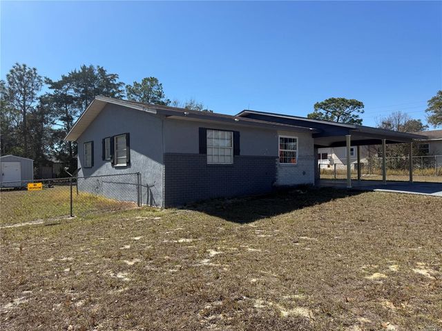 9302 SE MARICAMP ROAD, Ocala, FL 34472
