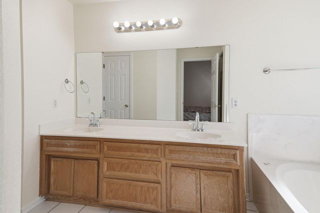 4900 Michael DR, Killeen, TX 76549