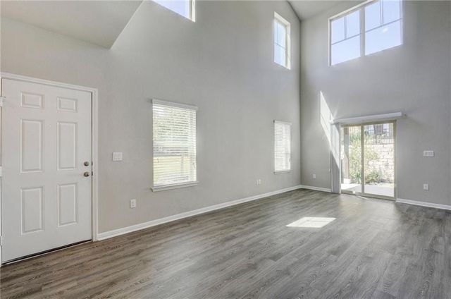 516 E Slaughter LN 2301, Austin, TX 78744