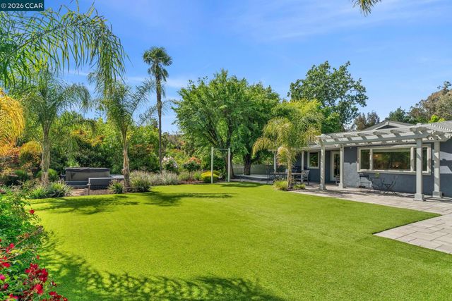 9 JULIANNE COURT, Walnut Creek, CA 94595