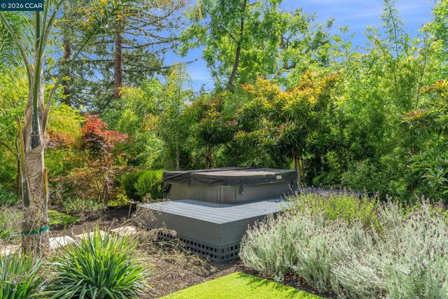 9 JULIANNE COURT, Walnut Creek, CA 94595