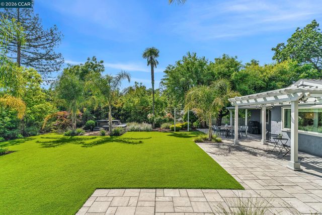 9 JULIANNE COURT, Walnut Creek, CA 94595