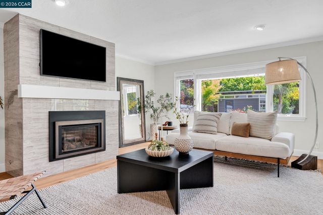 9 JULIANNE COURT, Walnut Creek, CA 94595