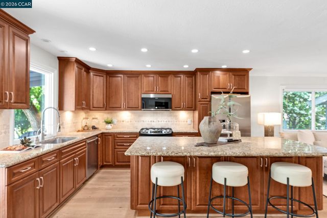 9 JULIANNE COURT, Walnut Creek, CA 94595