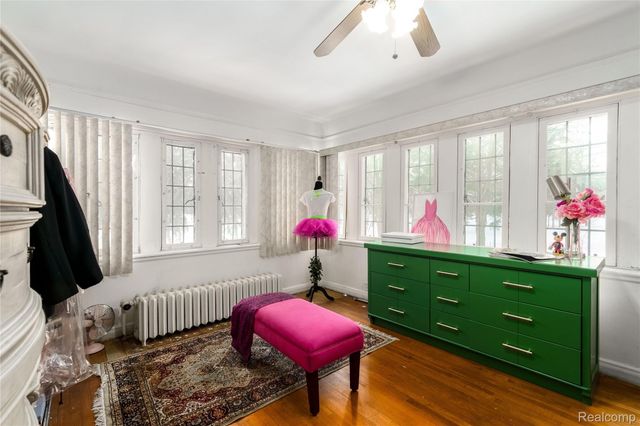 1735 LINCOLNSHIRE Drive, Detroit, MI 48203