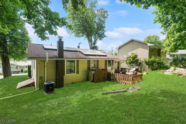 112 Seneca Lake Rd, Sparta Twp., NJ 07871