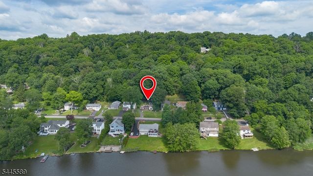 112 Seneca Lake Rd, Sparta Twp., NJ 07871