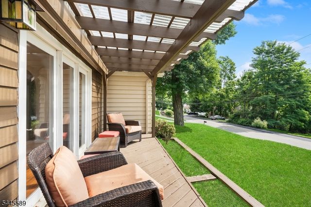 112 Seneca Lake Rd, Sparta Twp., NJ 07871