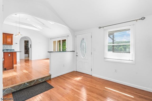 112 Seneca Lake Rd, Sparta Twp., NJ 07871