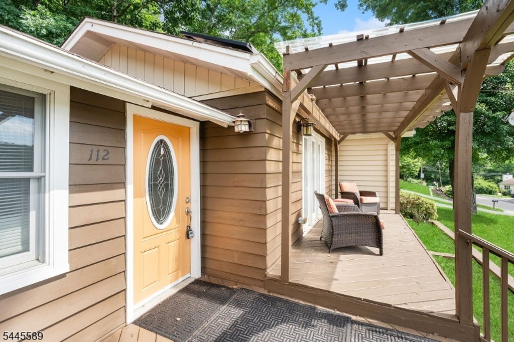 112 Seneca Lake Rd, Sparta Twp., NJ 07871 — photo 2