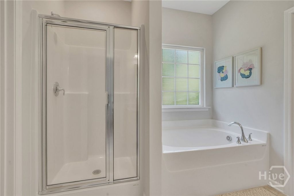 Image 16 of property listing at 153 Orkney Road, Savannah, GA 31407