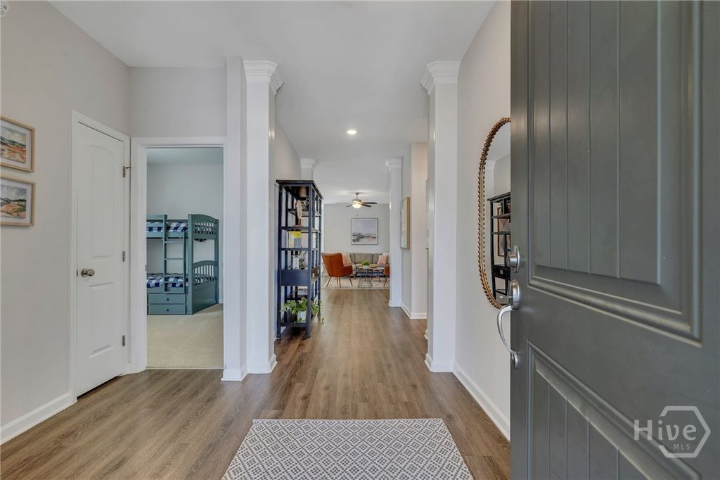 Image 3 of property listing at 153 Orkney Road, Savannah, GA 31407