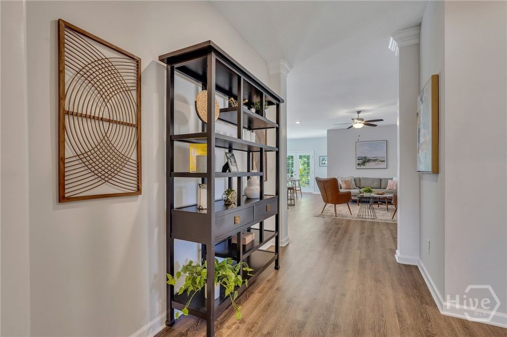 Image 4 of property listing at 153 Orkney Road, Savannah, GA 31407