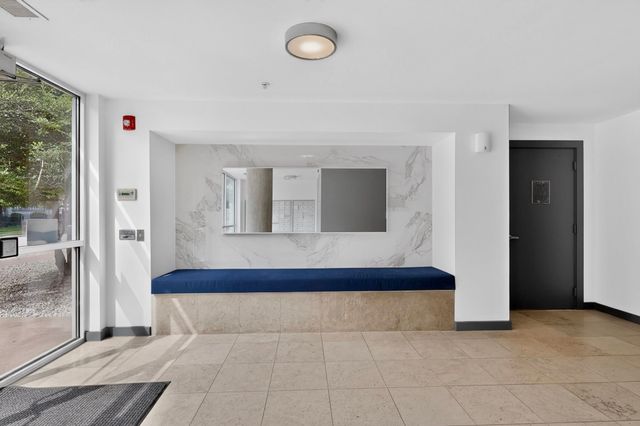 4040 N Hall Street 201, Dallas, TX 75219