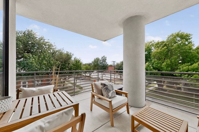 4040 N Hall Street 201, Dallas, TX 75219