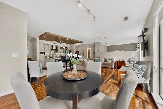 4040 N Hall Street 201, Dallas, TX 75219
