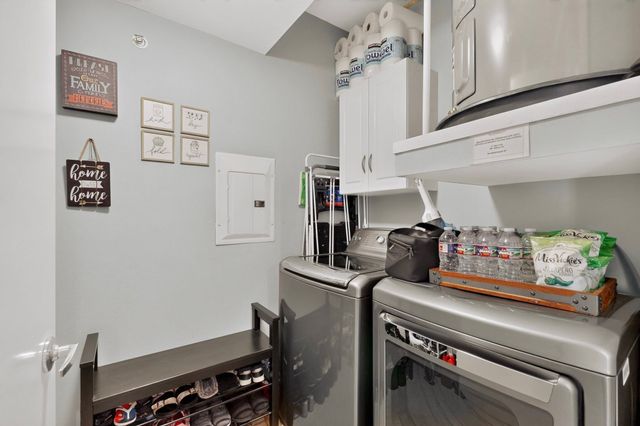 4040 N Hall Street 201, Dallas, TX 75219