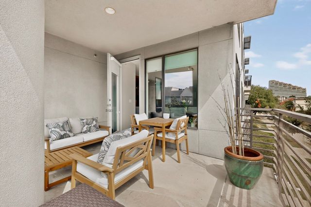 4040 N Hall Street 201, Dallas, TX 75219