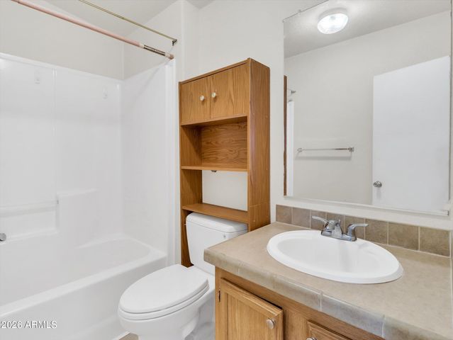 301 S SIGNAL BUTTE Road 827, Apache Junction, AZ 85120