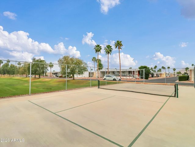 301 S SIGNAL BUTTE Road 827, Apache Junction, AZ 85120