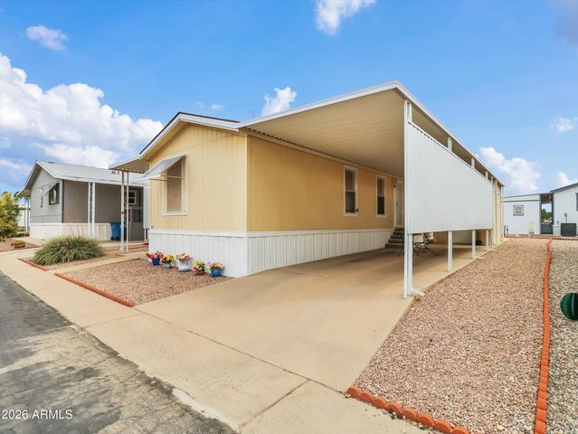 301 S SIGNAL BUTTE Road 827, Apache Junction, AZ 85120