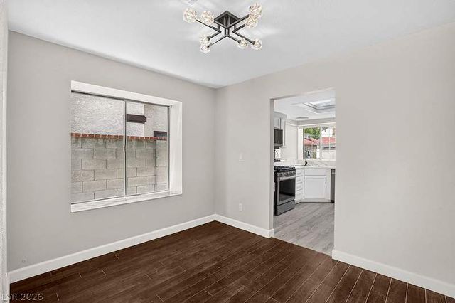 2521 Charteroak Street, Las Vegas, NV 89108