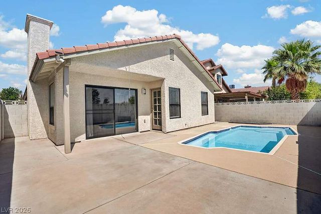 2521 Charteroak Street, Las Vegas, NV 89108