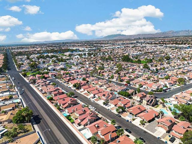 2521 Charteroak Street, Las Vegas, NV 89108