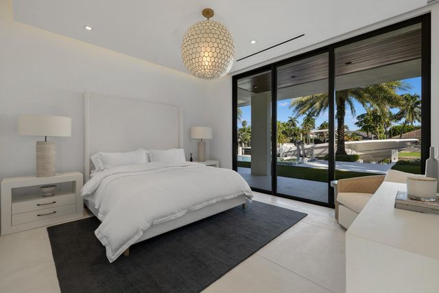 2423 Castilla Isle, Fort Lauderdale, FL 33301