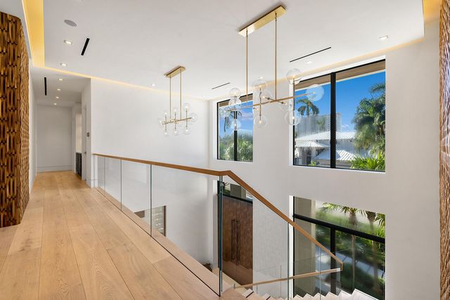 2423 Castilla Isle, Fort Lauderdale, FL 33301