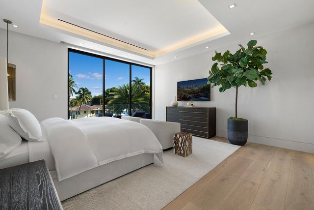 2423 Castilla Isle, Fort Lauderdale, FL 33301
