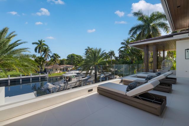 2423 Castilla Isle, Fort Lauderdale, FL 33301