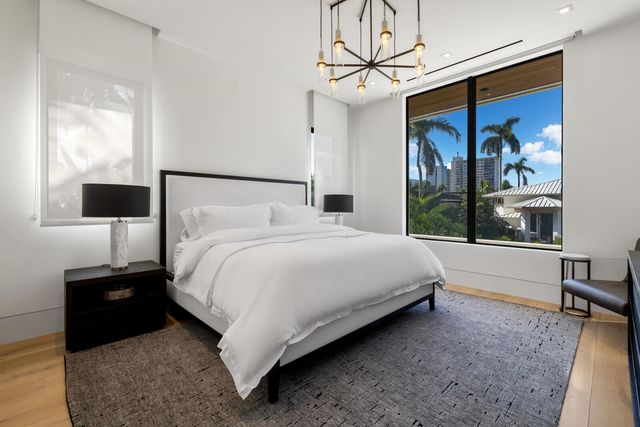 2423 Castilla Isle, Fort Lauderdale, FL 33301