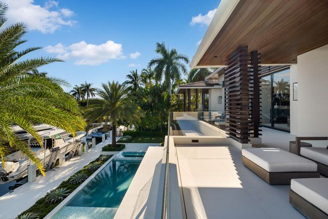 2423 Castilla Isle, Fort Lauderdale, FL 33301
