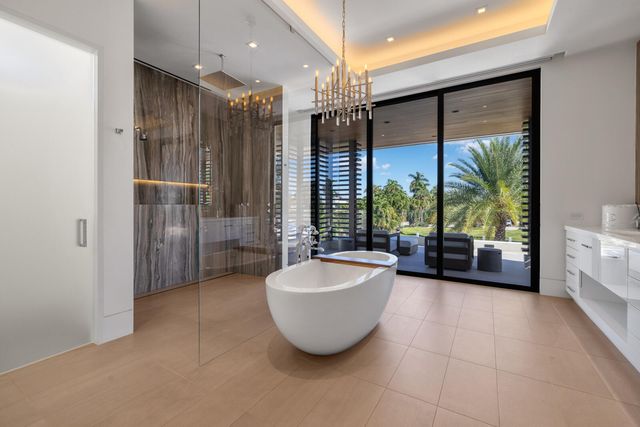 2423 Castilla Isle, Fort Lauderdale, FL 33301