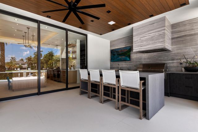 2423 Castilla Isle, Fort Lauderdale, FL 33301