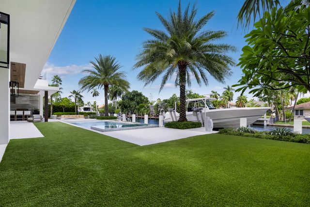 2423 Castilla Isle, Fort Lauderdale, FL 33301