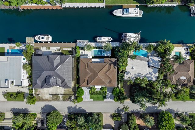 2423 Castilla Isle, Fort Lauderdale, FL 33301
